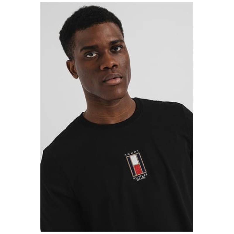 TOMMY HILFIGER Vertical flag tee